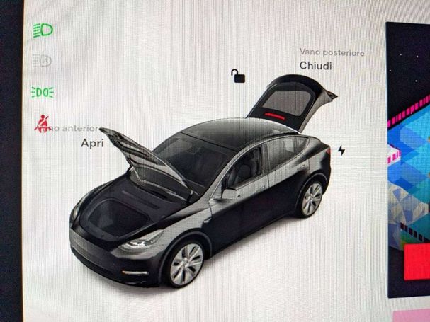 Tesla Model Y Long Range AWD Dual Motor 324 kW image number 24