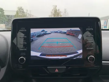 Car image 27