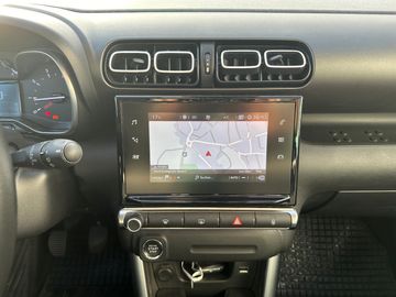 Car image 27