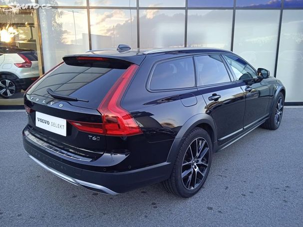 Volvo V90 Cross Country T6 AWD 228 kW image number 3