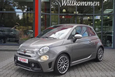 Car image 2