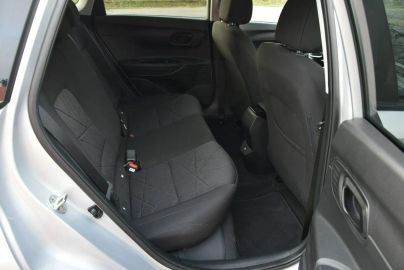 Car image 31