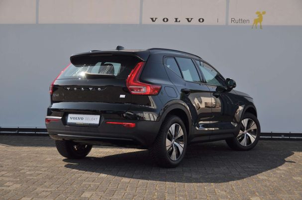 Volvo XC40 Recharge R T4 Design 155 kW image number 6