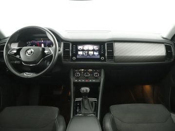 Car image 26