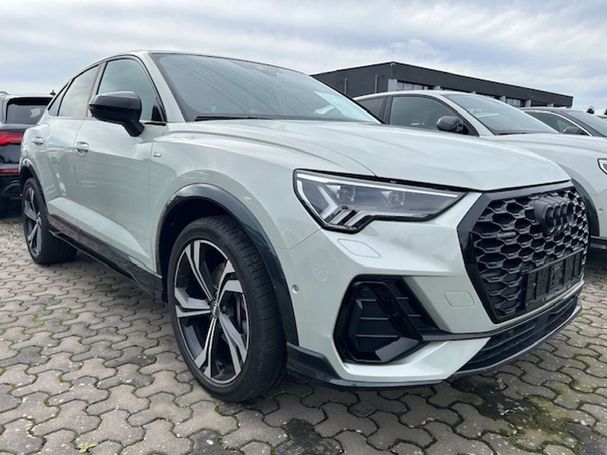 Audi Q3 TFSI S-line Sportback 169 kW image number 2