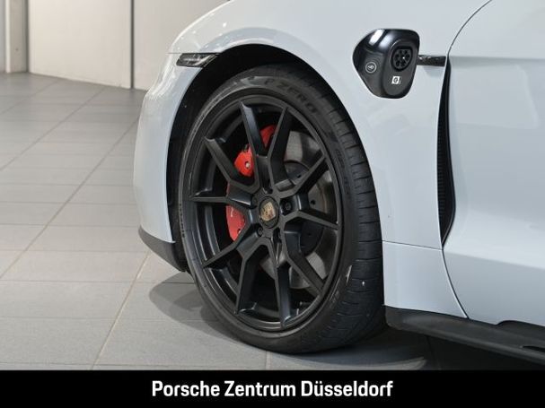 Porsche Taycan GTS 440 kW image number 10