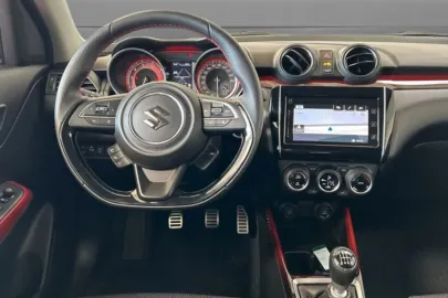 Car image 8