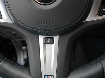 Car image 36