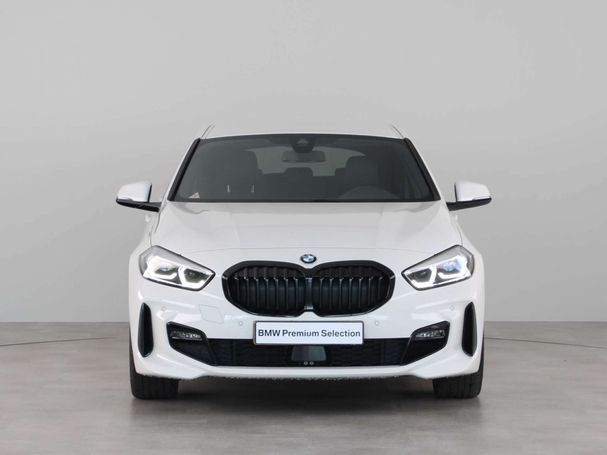 BMW 118i 100 kW image number 6