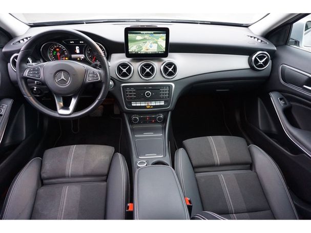 Mercedes-Benz GLA 250 7G-DCT Urban 155 kW image number 5