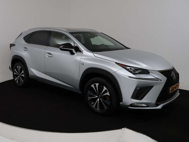 Lexus NX 300 h AWD 145 kW image number 31