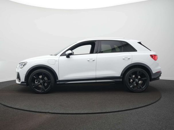 Audi Q3 45 TFSIe S-line Advanced 180 kW image number 8