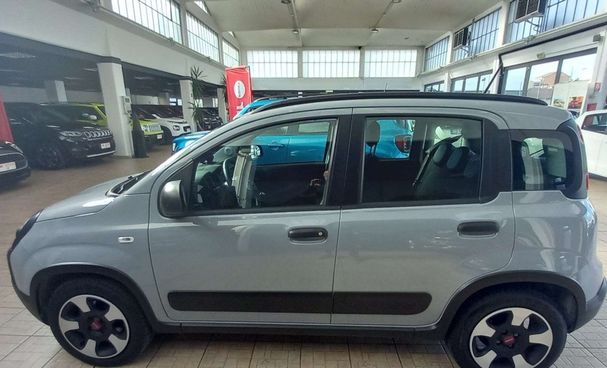 Fiat Panda Cross 1.0 Hybrid City 51 kW image number 4