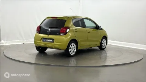 Car image 4