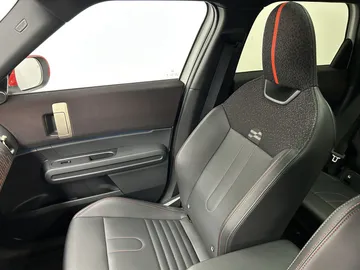 Car image 42