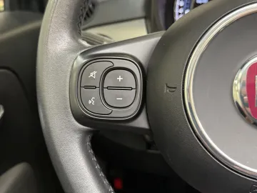 Car image 29