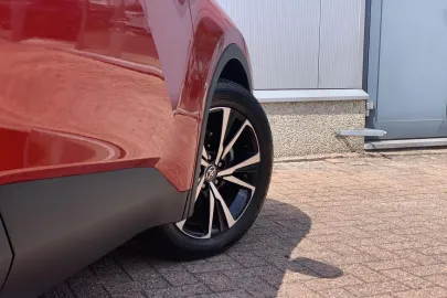 Car image 27