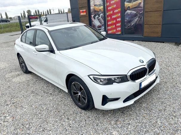 BMW 318i 115 kW image number 2