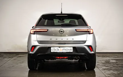 Car image 3