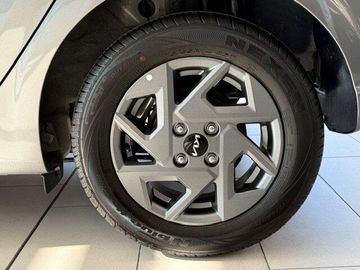Car image 21