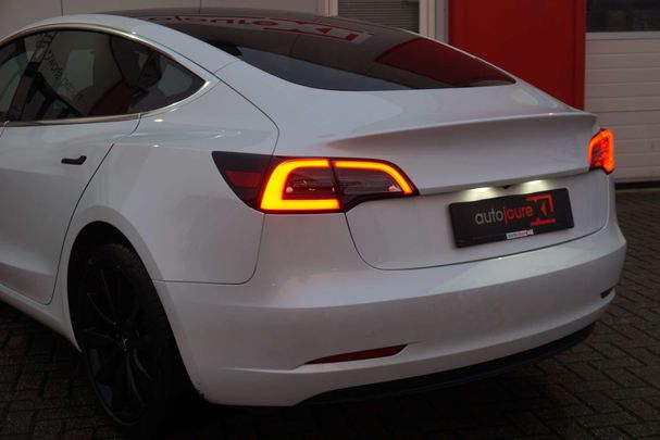 Tesla Model 3 Long Range AWD 340 kW image number 21