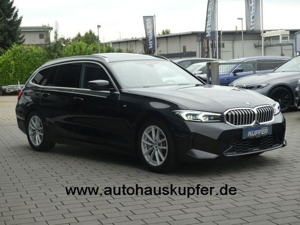 BMW 330i Touring M 180 kW image number 2