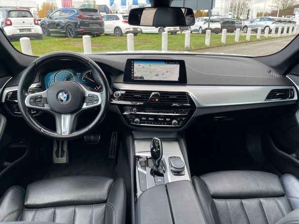 BMW 530d Touring xDrive 195 kW image number 10