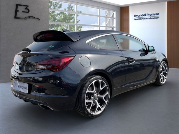 Opel Astra 2.0 Turbo OPC 206 kW image number 3