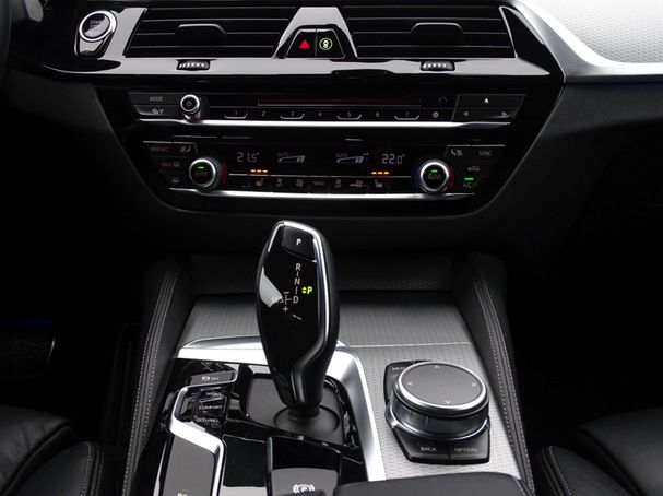 BMW 520i 135 kW image number 31