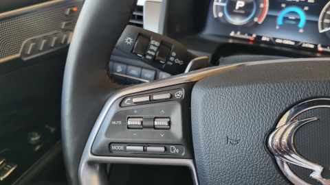 Car image 36