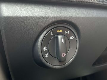 Car image 31