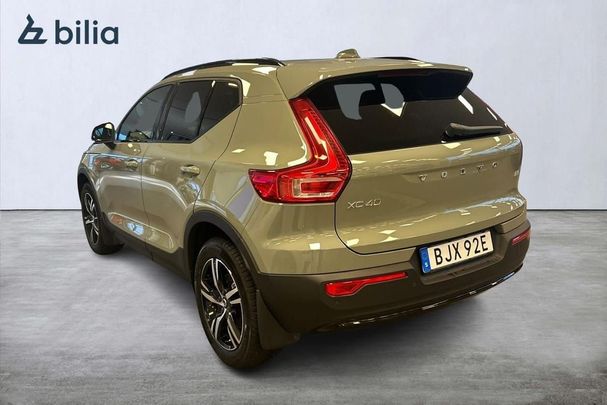 Volvo XC40 B3 Plus Dark 120 kW image number 3