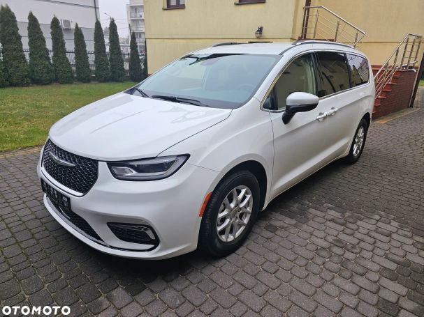 Chrysler Pacifica 219 kW image number 1