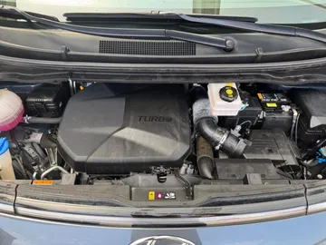 Car image 38