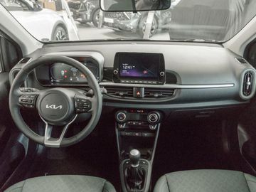 Car image 12