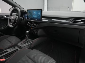 Car image 32