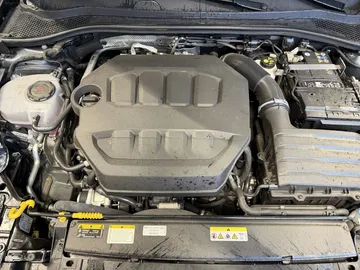 Car image 33