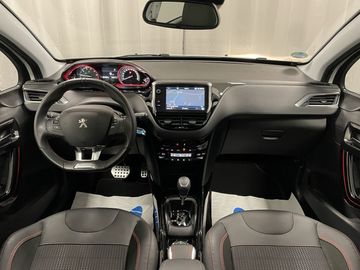 Car image 12