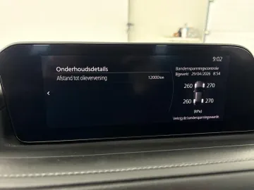 Car image 34