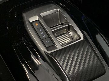 Car image 33