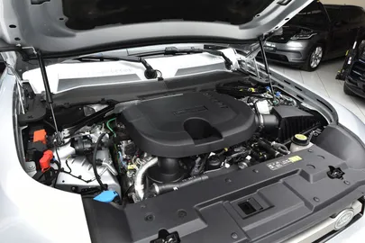 Car image 48