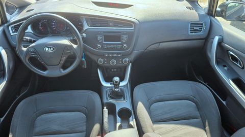 Car image 27