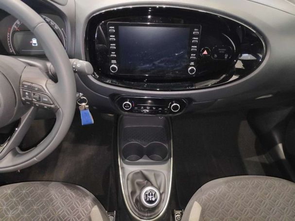 Toyota Aygo X 1.0 VVT-i 53 kW image number 26