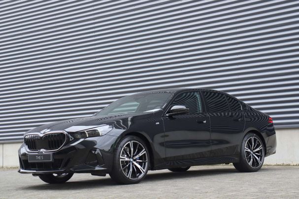 BMW 520i 140 kW image number 37