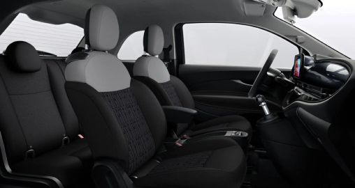 Car image 15