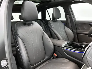 Car image 41