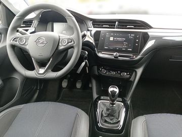 Car image 15