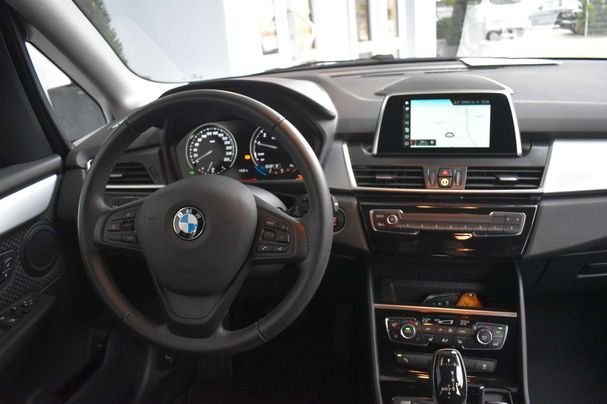 BMW 218i Advantage 103 kW image number 10