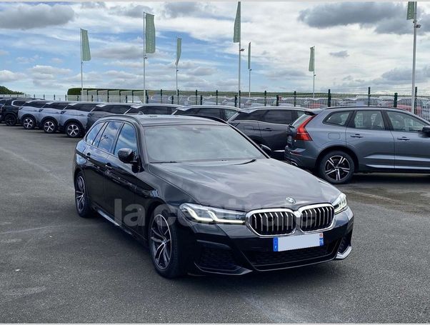 BMW 520d Touring xDrive 140 kW image number 2