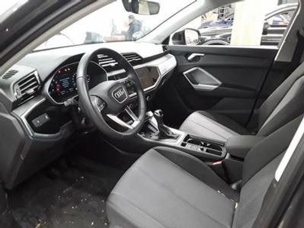 Audi Q3 35 TFSI S tronic S-line Sportback 110 kW image number 4